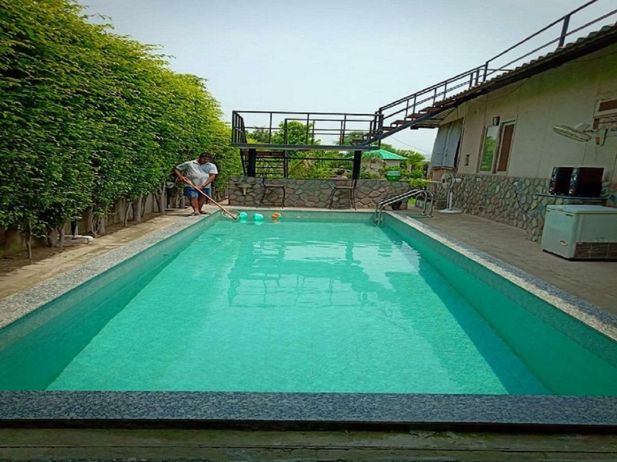 נוידה Ad Country Villa מראה חיצוני תמונה