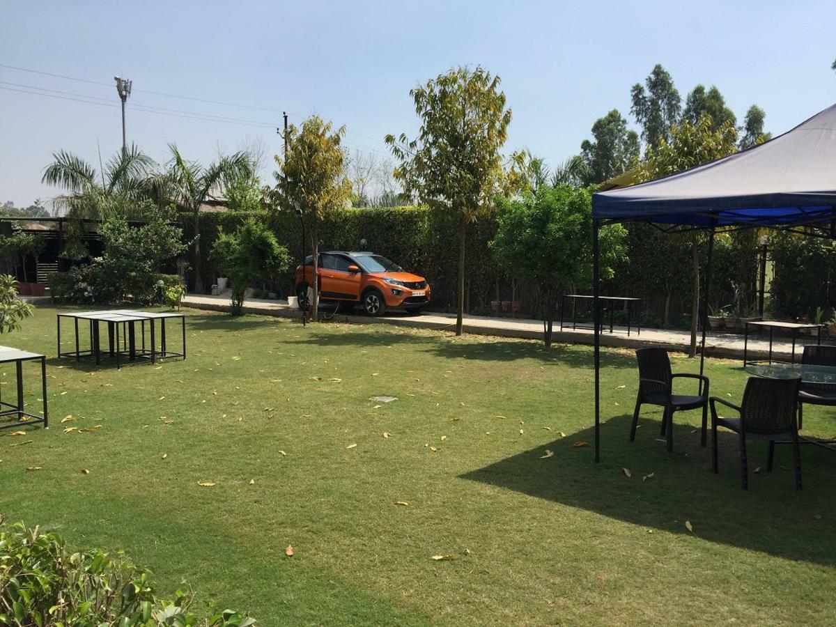 נוידה Ad Country Villa מראה חיצוני תמונה